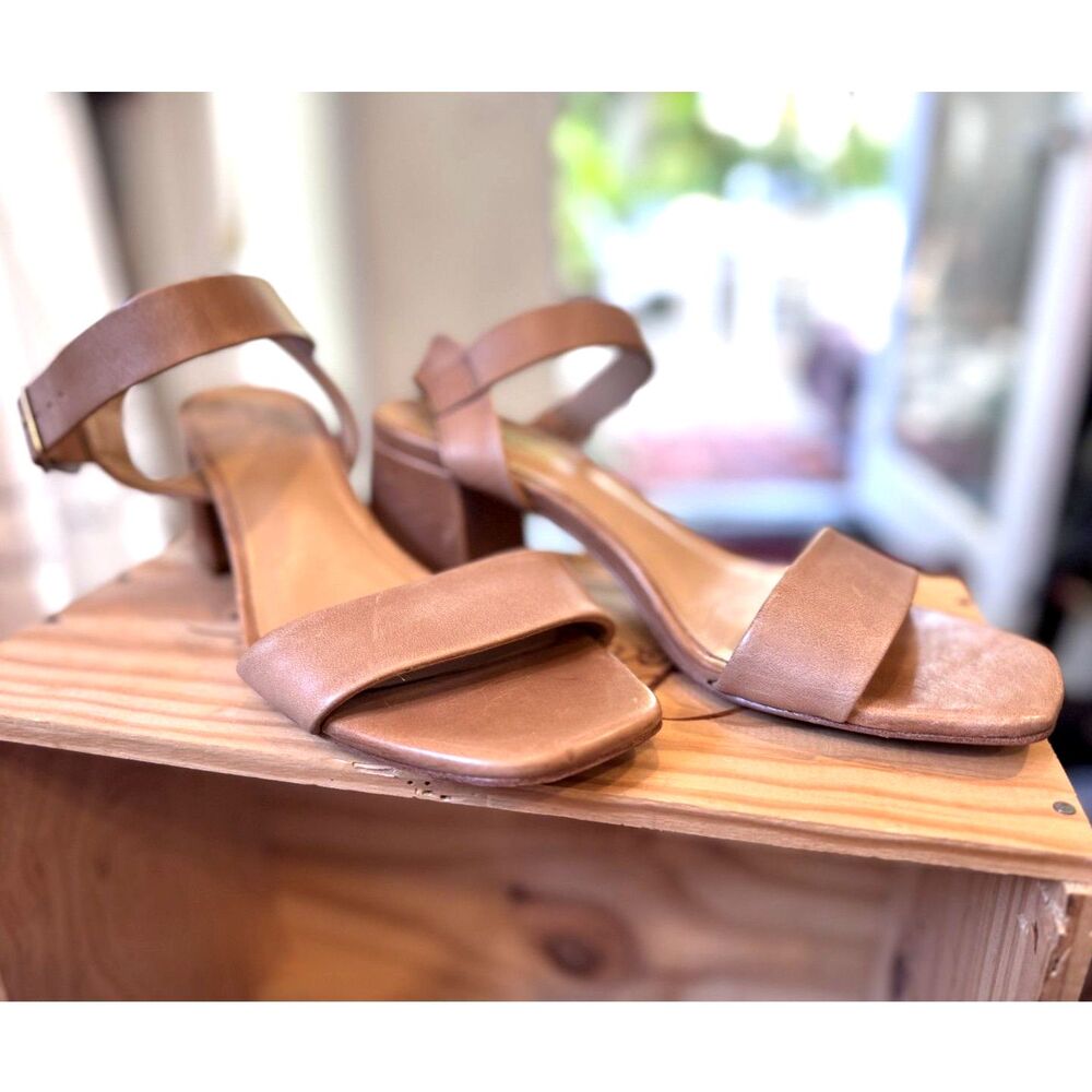 Nisolo Stella Go-To Almond Tan 100% Leather Block Heel Sandals SZ 8.5 2.5” Heel